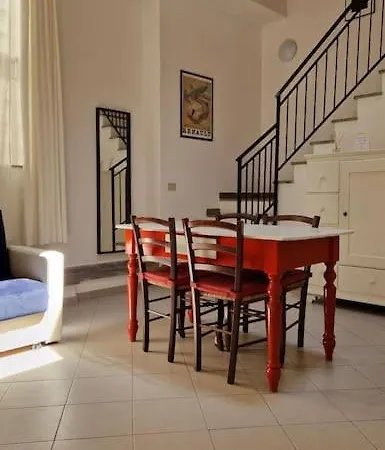 La2mille Home- Center